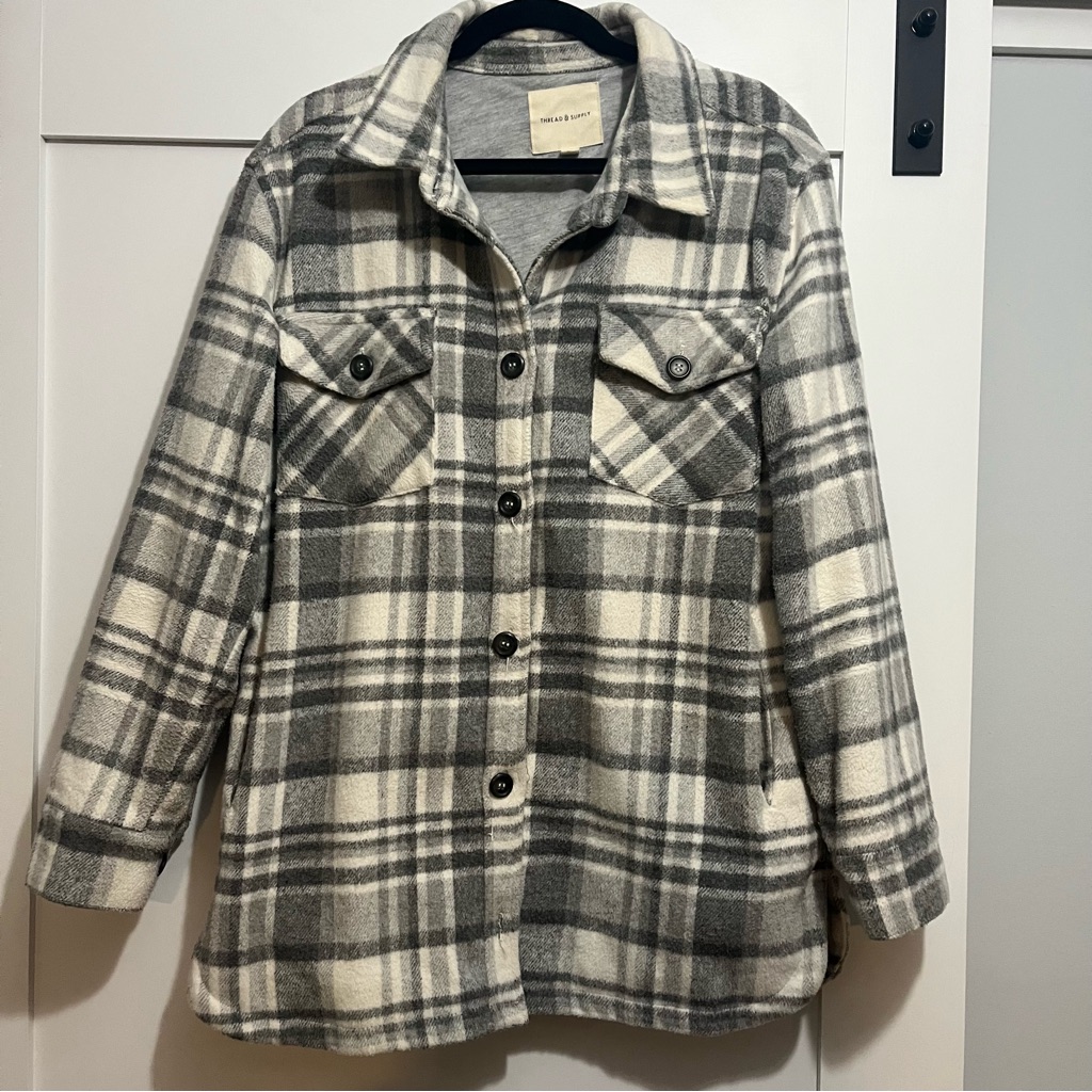 Thread & Supply Lined Plaid Grey Flannel Medium Weight Button Up Shacket Jacket
